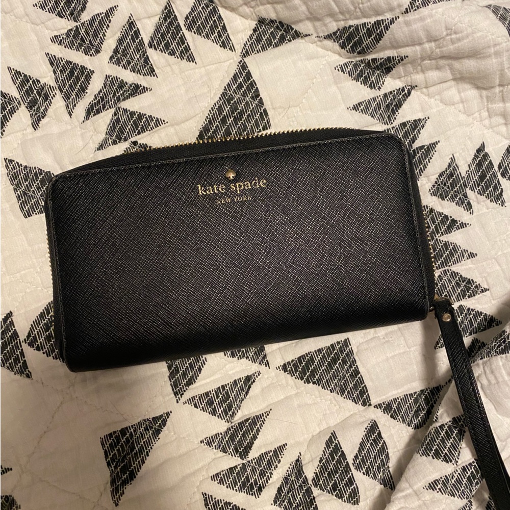 Kate Spade Wristlet Wallet